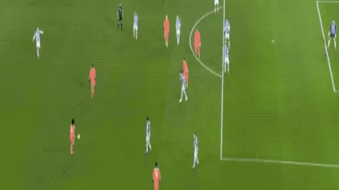 滕哈赫官宣：卡塞米罗与利桑德罗即将重返赛场！